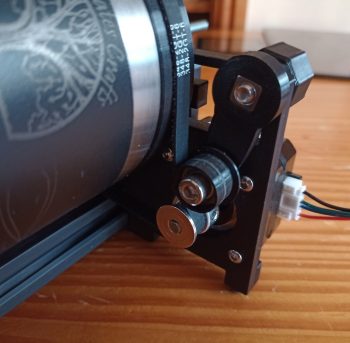 Endy 250GT Laser Engraver Rotary Adapter - Image 2
